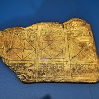 Babylonská učebnice, instalace výstavy
