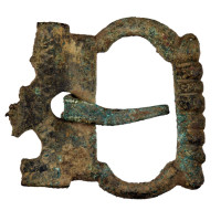 33. Žerotín, Opasková přezka, Vrcholný středověk (1 200/1 250–1 500 n. l.), bronz.