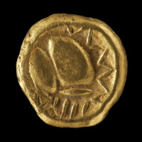 Ukázka zlaté keltská mince z podsbírky Numismatika. 
