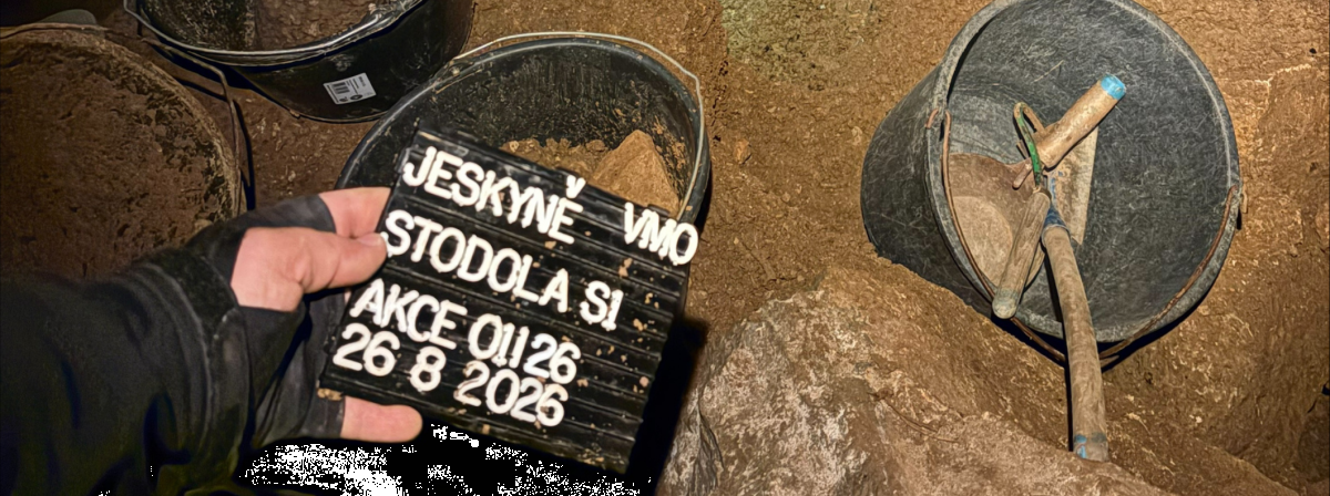 Tři tisíce let pod zemí. Archeologové zkoumají nález z doby bronzové